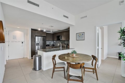 Купить кондоминиум в Дорал, Флорида 2 спальни, 94.39м2, № 2049111 - фото 10