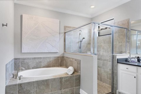House in Lakewood Ranch, Florida 3 bedrooms, 227.05 sq.m. № 1732428 - photo 25