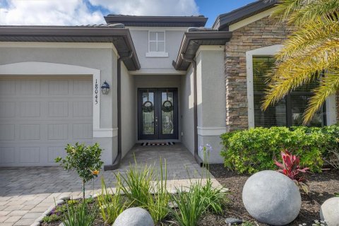 Villa ou maison à vendre à Lakewood Ranch, Floride: 3 chambres, 227.05 m2 № 1732428 - photo 6