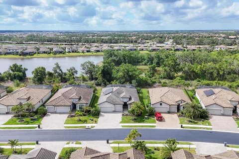 Casa en venta en Lakewood Ranch, Florida, 3 dormitorios, 227.05 m2 № 1732428 - foto 3