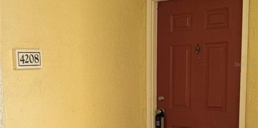 Condo à Maitland, Floride, 4 chambres  № 2419301