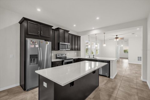Villa ou maison à vendre à Kissimmee, Floride: 3 chambres, 158.49 m2 № 2142578 - photo 7
