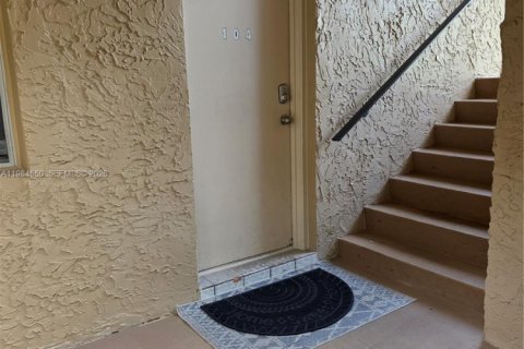 Copropriété à vendre à Tamarac, Floride: 3 chambres, 136.47 m2 № 2048654 - photo 26