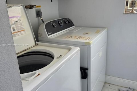 Copropriété à vendre à Tamarac, Floride: 3 chambres, 136.47 m2 № 2048654 - photo 23