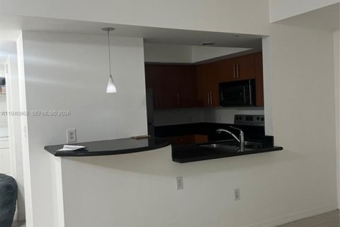 Condominio en alquiler en Fort Lauderdale, Florida, 2 dormitorios, 116.96 m2 № 1998068 - foto 3