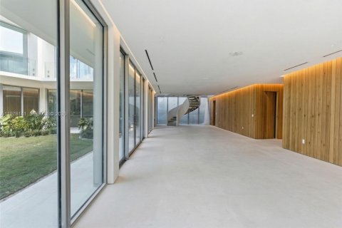 Купить виллу или дом в Майами, Флорида 8 спален, 677.35м2, № 2043663 - фото 9