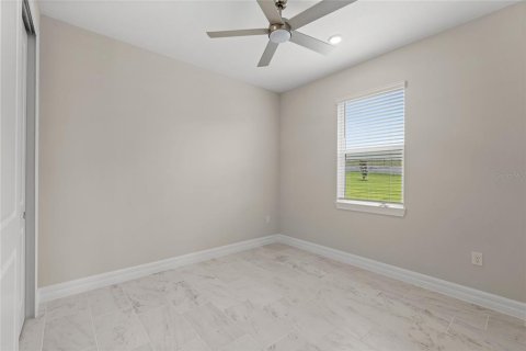 House in Mount Dora, Florida 4 bedrooms, 254.83 sq.m. № 2237871 - photo 28