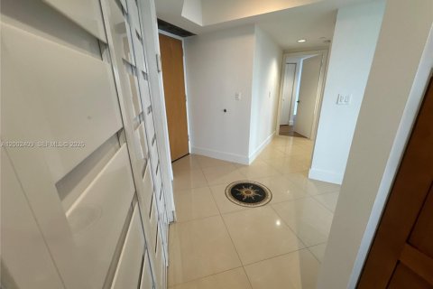 Купить кондоминиум в Авентура, Флорида 2 спальни, 124.49м2, № 2169391 - фото 2