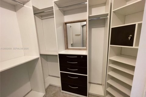 Купить кондоминиум в Авентура, Флорида 2 спальни, 124.49м2, № 2169391 - фото 29