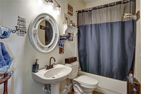 Купить виллу или дом в Гроувленд, Флорида 9 комнат, 310.01м2, № 1566428 - фото 30