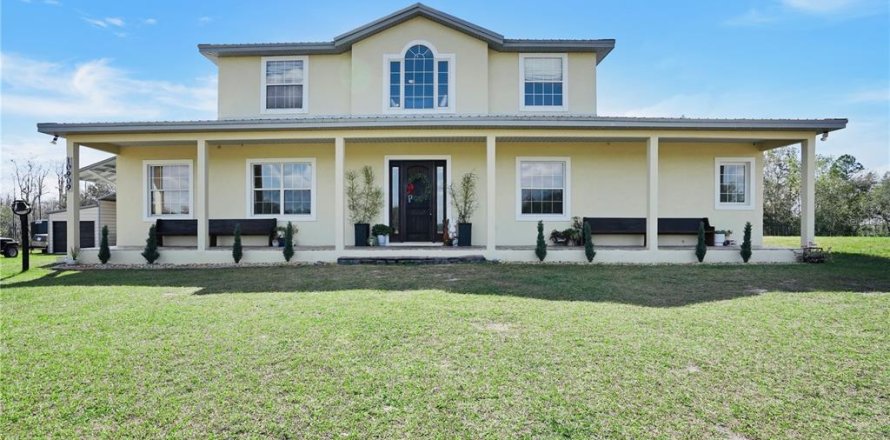 House in Groveland, Florida 5 bedrooms, 310.01 sq.m. № 1566428