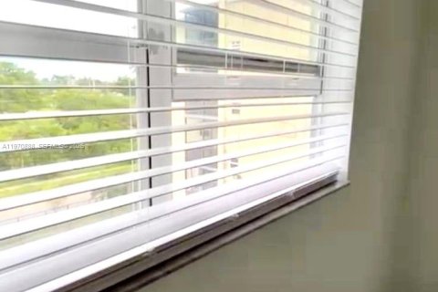 Купить кондоминиум в Холливуд, Флорида 1 спальня, 55.46м2, № 2033588 - фото 10