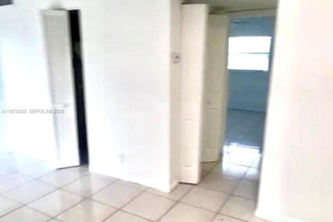 Купить кондоминиум в Холливуд, Флорида 1 спальня, 55.46м2, № 2033588 - фото 8