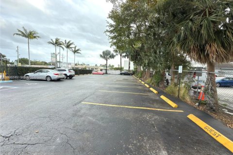 Condominio en venta en Oakland Park, Florida, 2 dormitorios, 92.9 m2 № 2052382 - foto 27