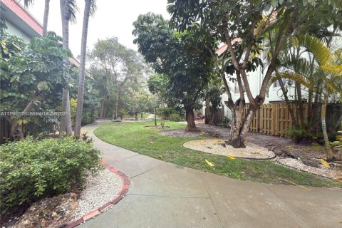 Condominio en venta en Oakland Park, Florida, 2 dormitorios, 92.9 m2 № 2052382 - foto 26