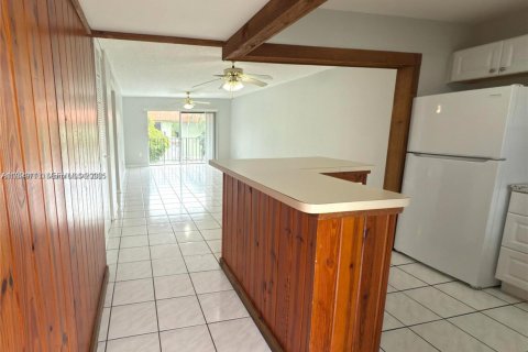 Condominio en venta en Oakland Park, Florida, 2 dormitorios, 92.9 m2 № 2052382 - foto 4