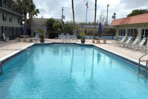 Condominio en venta en Oakland Park, Florida, 2 dormitorios, 92.9 m2 № 2052382 - foto 19
