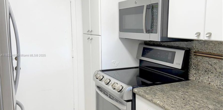 Condo à Key Biscayne, Floride, 2 chambres  № 1785818