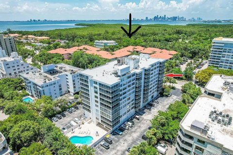 Copropriété à vendre à Key Biscayne, Floride: 2 chambres, 124.02 m2 № 1785818 - photo 11