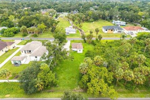 House in Tampa, Florida 2 bedrooms, 74.32 sq.m. № 2199890 - photo 22