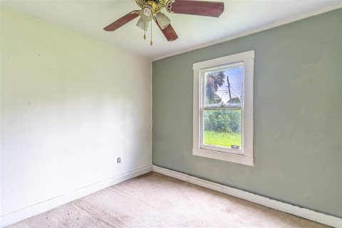 House in Tampa, Florida 2 bedrooms, 74.32 sq.m. № 2199890 - photo 9