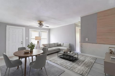 House in Tampa, Florida 2 bedrooms, 74.32 sq.m. № 2199890 - photo 7