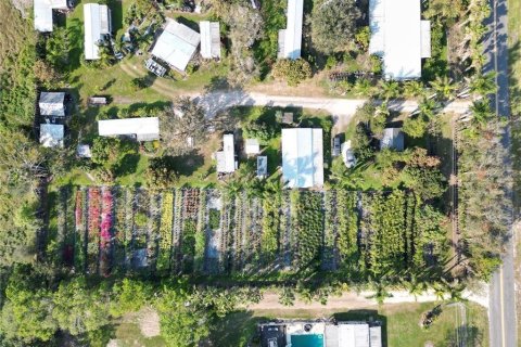 Commercial property in Okeechobee, Florida № 2248476 - photo 15
