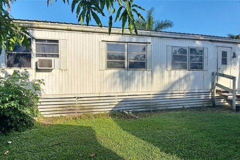 Commercial property in Okeechobee, Florida № 2248476 - photo 29