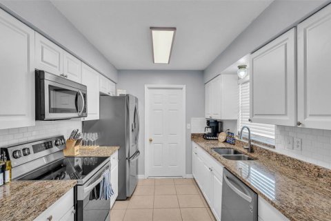 Villa ou maison à louer à Lakeland, Floride: 3 chambres, 98.66 m2 № 2386653 - photo 9