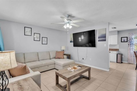 Villa ou maison à louer à Lakeland, Floride: 3 chambres, 98.66 m2 № 2386653 - photo 2