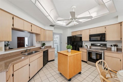 Copropriété à vendre à Riverview, Floride: 2 chambres, 130.43 m2 № 1857968 - photo 11