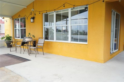 House in Pembroke Pines, Florida 3 bedrooms, 152.08 sq.m. № 1834219 - photo 18