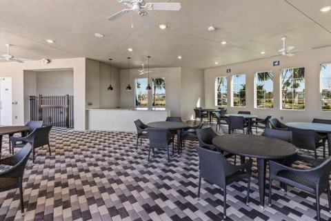 House in Parrish, Florida 4 bedrooms, 258.92 sq.m. № 1614685 - photo 29