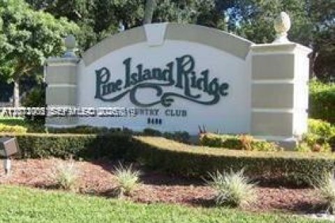 Apartamento en Davie, Florida 2 dormitorios, 91.04 m2 № 2075039