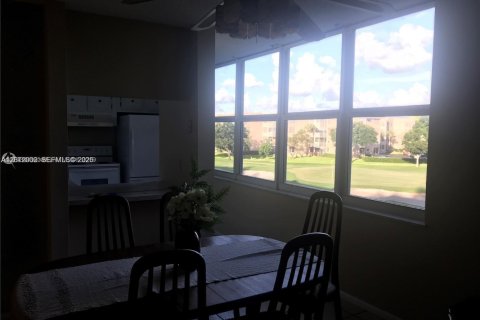 Apartamento en alquiler en Davie, Florida, 2 dormitorios, 91.04 m2 № 2075039 - foto 3
