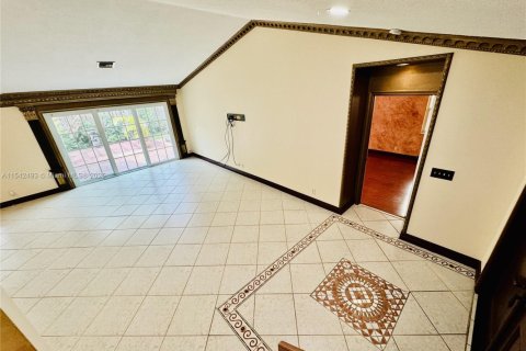 House in Sunrise, Florida 4 bedrooms, 260.31 sq.m. № 1811294 - photo 11