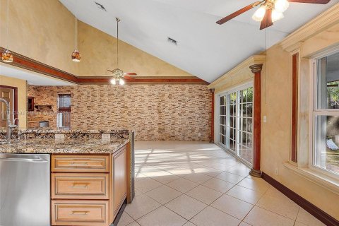 House in Sunrise, Florida 4 bedrooms, 260.31 sq.m. № 1811294 - photo 24