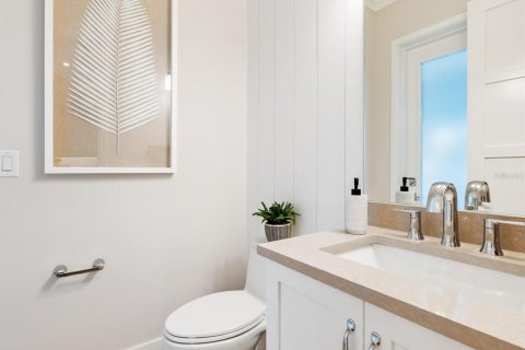 House in Sarasota, Florida 4 bedrooms, 392.42 sq.m. № 1719775 - photo 23