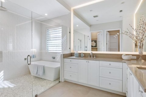 House in Sarasota, Florida 4 bedrooms, 392.42 sq.m. № 1719775 - photo 29