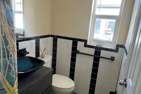 Copropriété à louer à North Miami Beach, Floride: 2 chambres, 97.55 m2 № 2013223 - photo 28