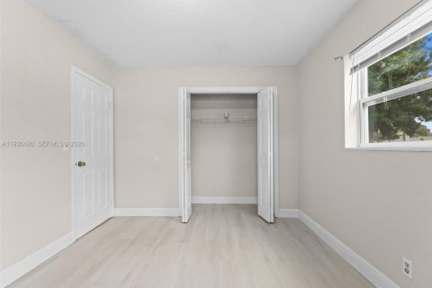 Apartamento en alquiler en Sunrise, Florida, 3 dormitorios, 92.9 m2 № 1994514 - foto 15