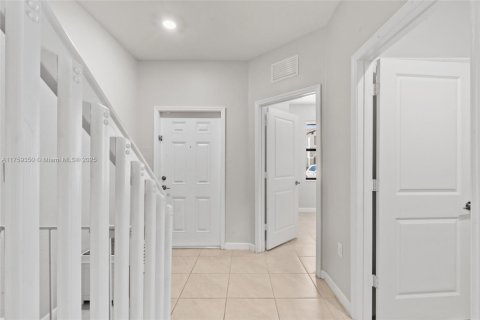 Adosado en venta en Miami, Florida, 3 dormitorios, 123.37 m2 № 1726065 - foto 14