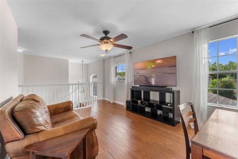 Casa en venta en Orlando, Florida, 4 dormitorios, 265.7 m2 № 1914958 - foto 11