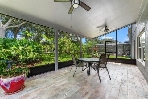 Casa en venta en Orlando, Florida, 4 dormitorios, 265.7 m2 № 1914958 - foto 23