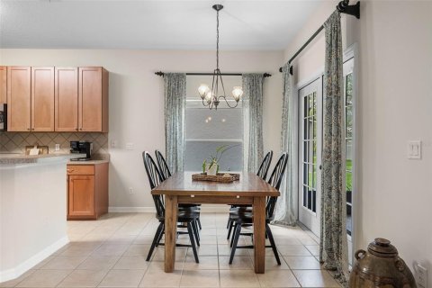 Casa en venta en Orlando, Florida, 4 dormitorios, 265.7 m2 № 1914958 - foto 8