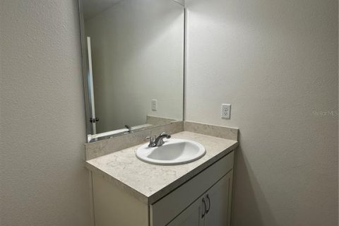 Touwnhouse à louer à Davenport, Floride: 4 chambres, 183.57 m2 № 2415072 - photo 16