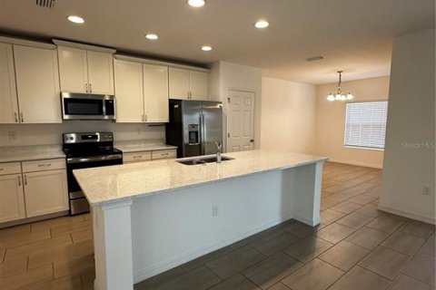 Touwnhouse à louer à Davenport, Floride: 4 chambres, 183.57 m2 № 2415072 - photo 5