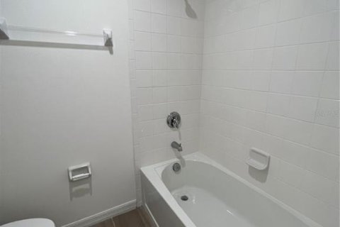 Touwnhouse à louer à Davenport, Floride: 4 chambres, 183.57 m2 № 2415072 - photo 20