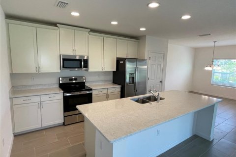 Touwnhouse à louer à Davenport, Floride: 4 chambres, 183.57 m2 № 2415072 - photo 4