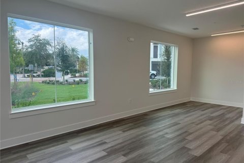 Propiedad comercial en alquiler en Oviedo, Florida, 40.51 m2 № 1558797 - foto 9
